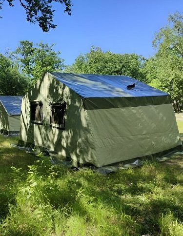 Изготавливаем солдатские палатки в Иркутске вместимостью <strong>до 70 человек</strong>